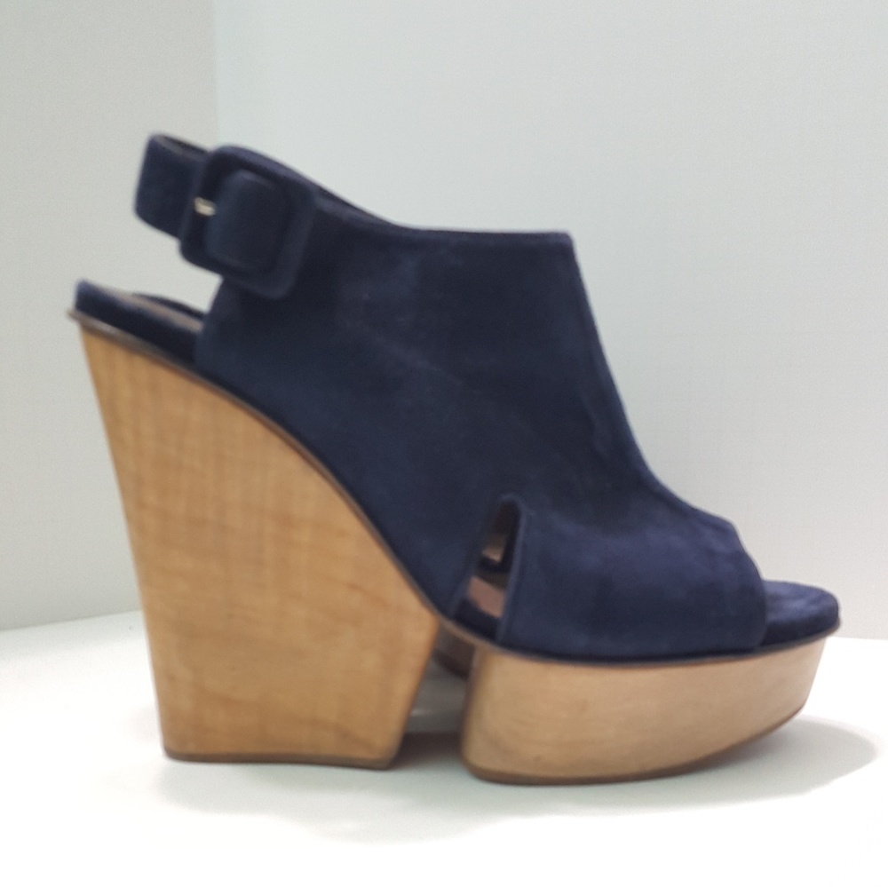 Marni Navy Suede Platform Wedge Size 38